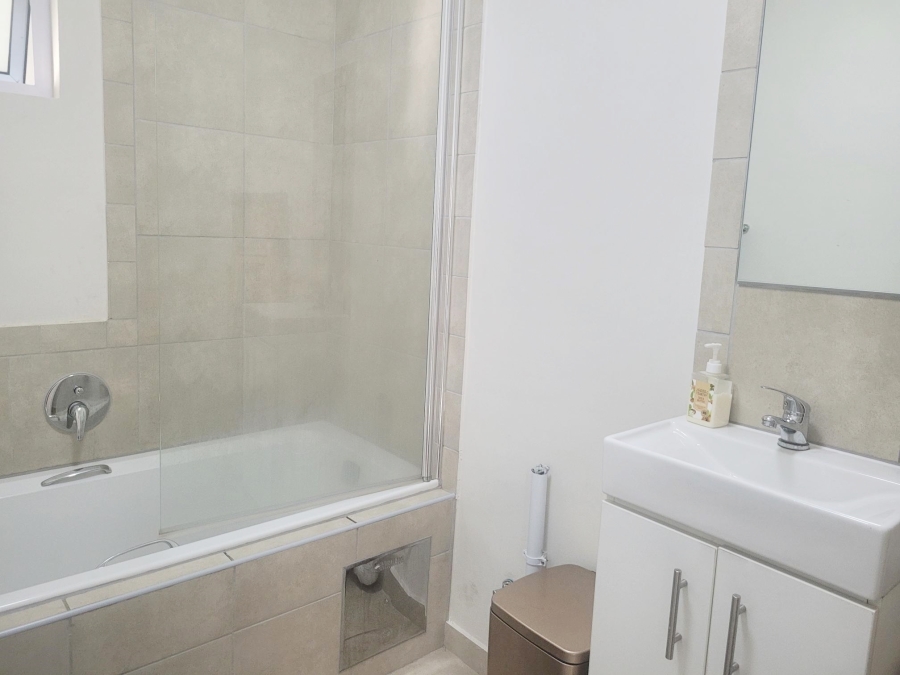 2 Bedroom Property for Sale in Stellendale Western Cape